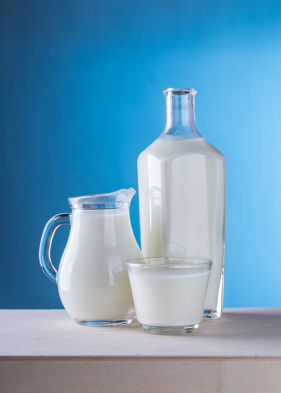 milk, dairy products, jug-1887234.jpg